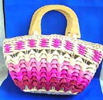 Distributors sell High quality mothers day gift handbags supplied wholesale. Multi pink straw hand bag with double wooden handle, zipper closure and inner pocket design 