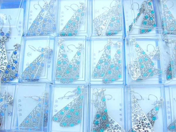 traditional fashion, in fashion style, ladies fashion jewelry import and export fashion earrings   