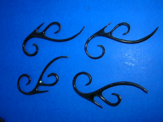 Ladies tyslish jewelry wholesaler - Exotic curvy vine designed horn fashion bali earrings
