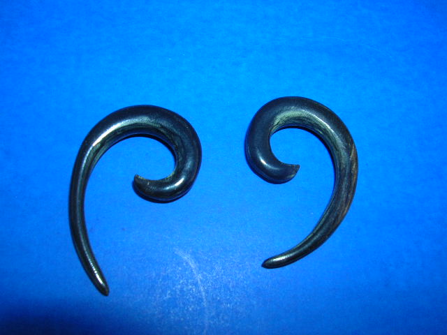 Organic wholesale jewelers online - Ear stretcher earrings in loose spiral design, crafted from buffalo horn